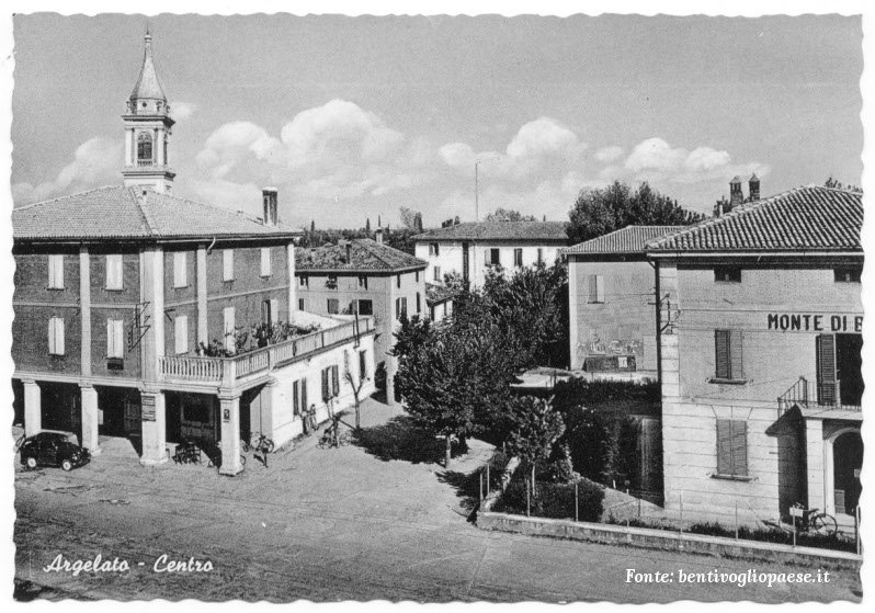 Il centro di Argelato in una foto d'epoca Il centro di Argelato in una foto d'epoca