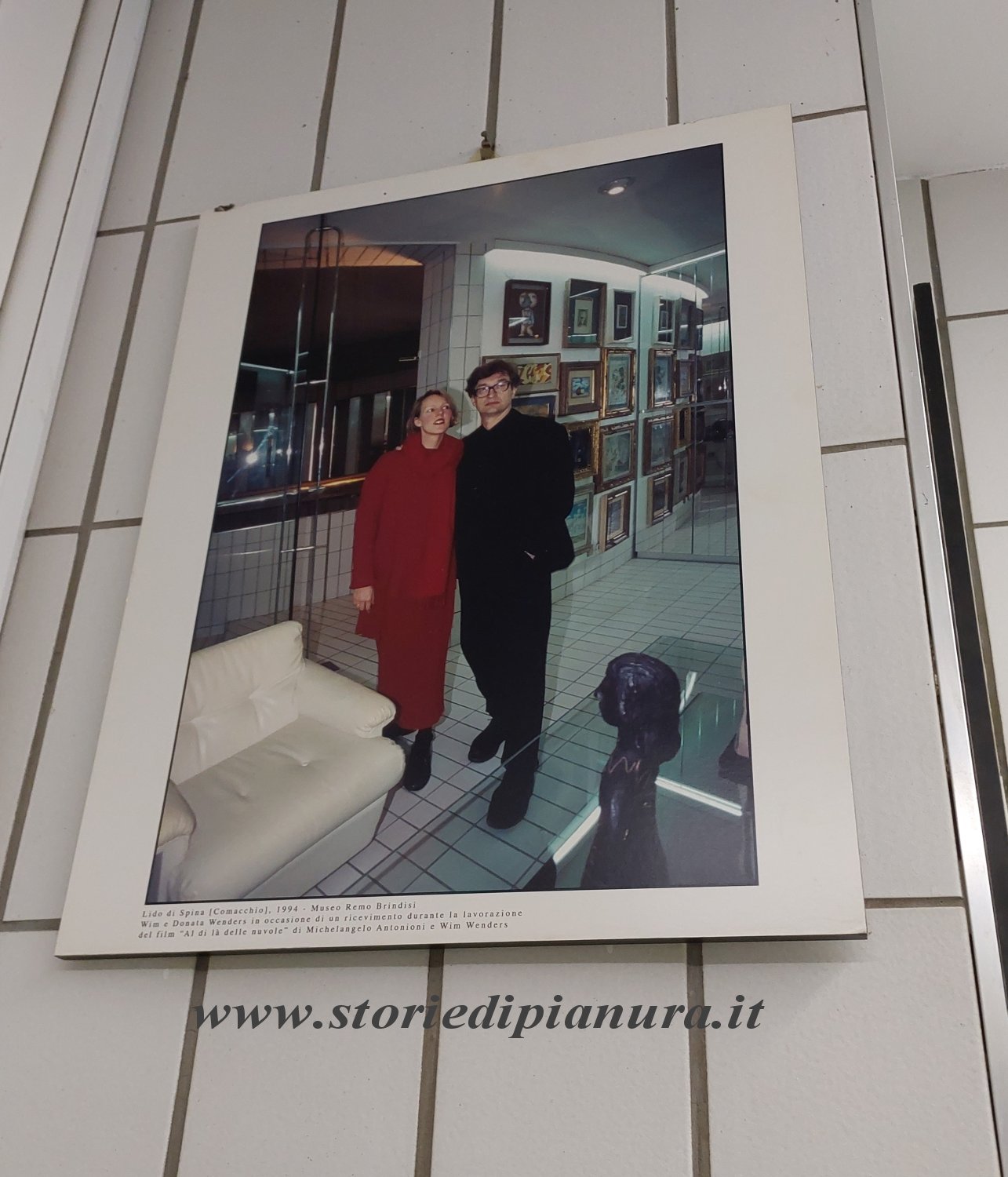 Wim Wenders nella Casa Museo Remo Brindisi nel 1974