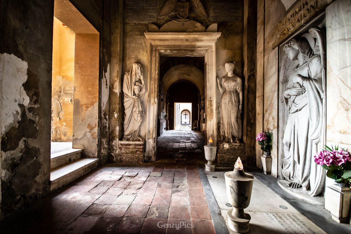 I Guardiani delle porte della Certosa