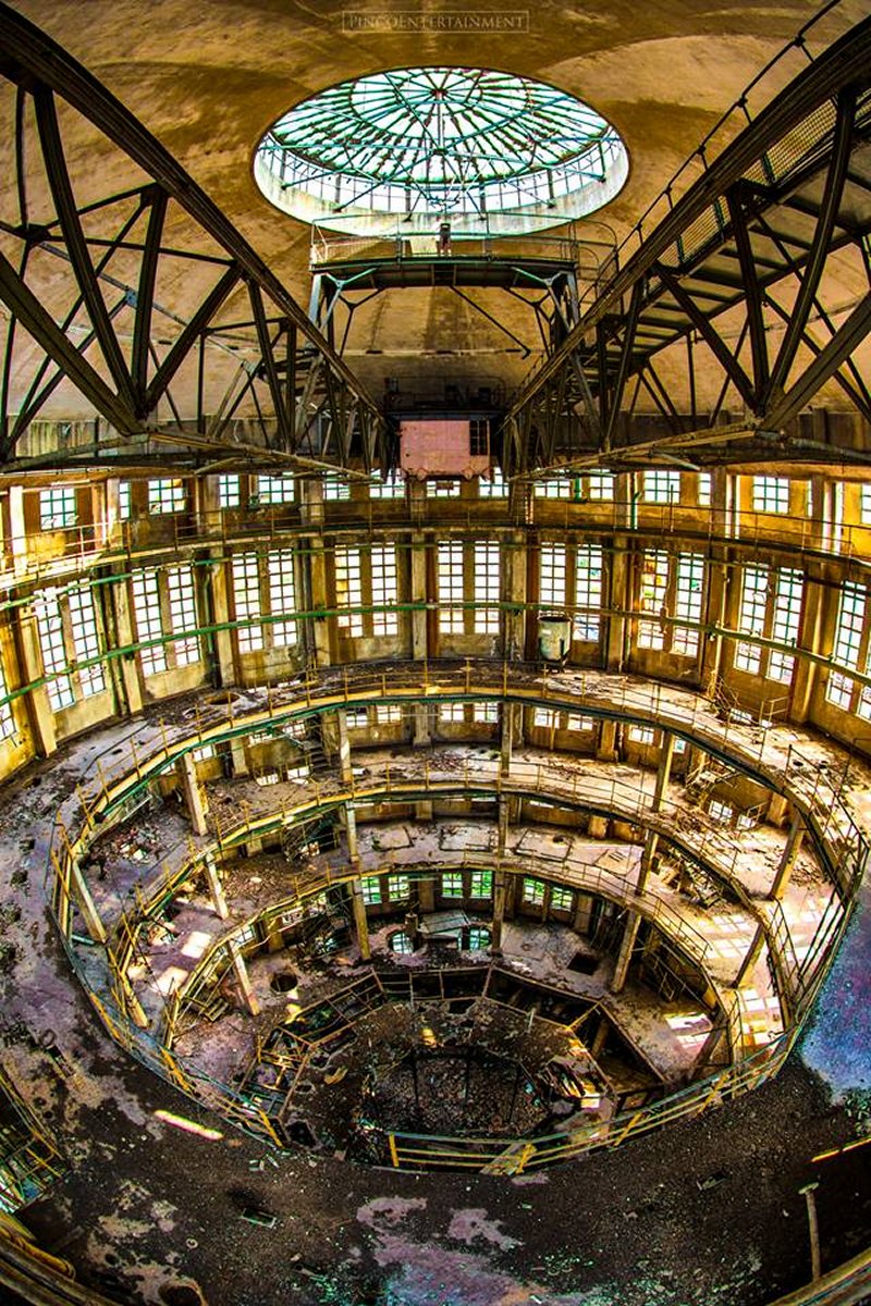 Distilleria Eridania Ferrara, interno della torre