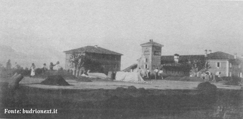 Villa Bonaparte all’inizio del ‘900 (prop. Franco Gatti)