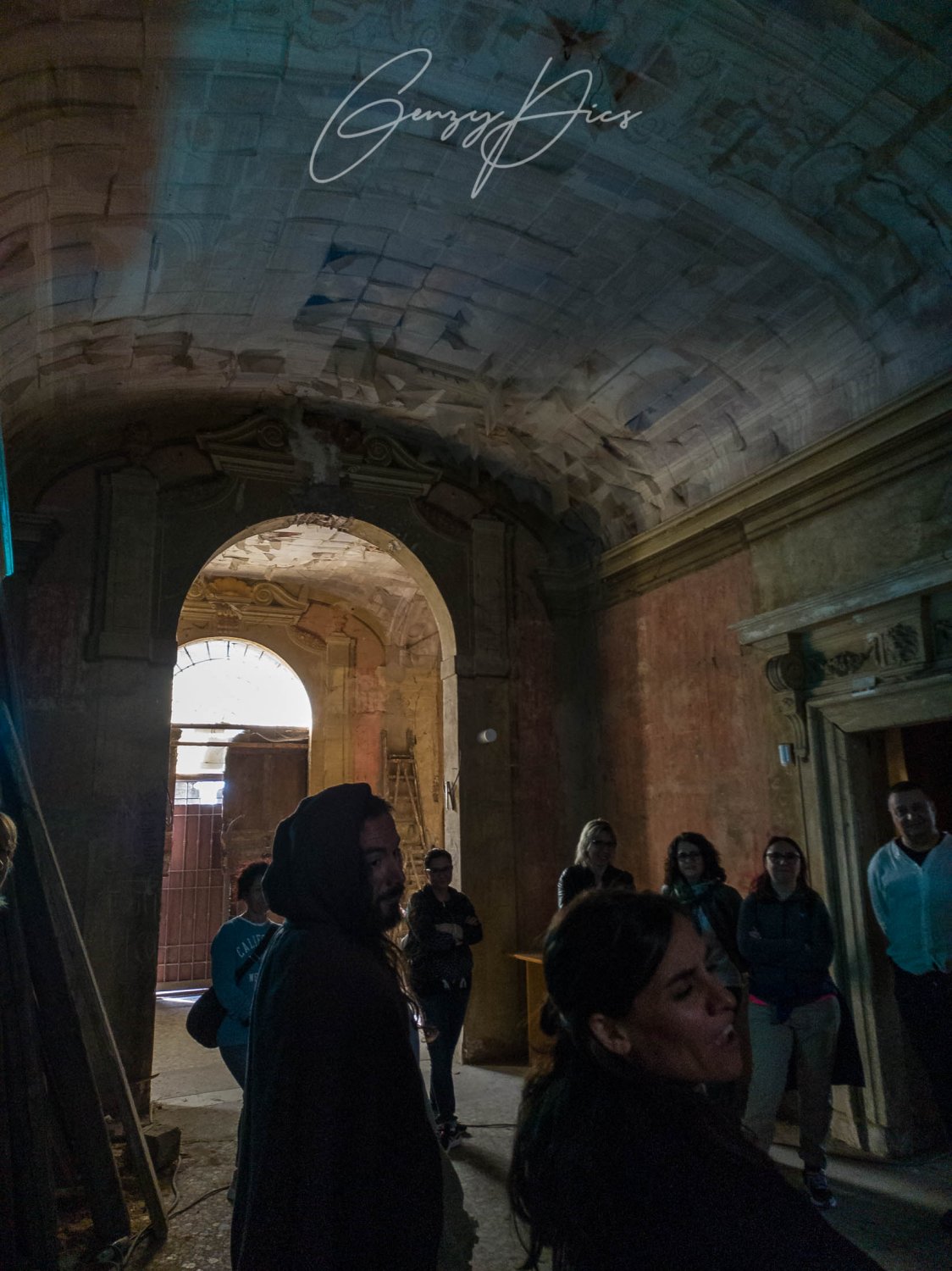 Fantasmi in Villa, Associazione Vitruvio