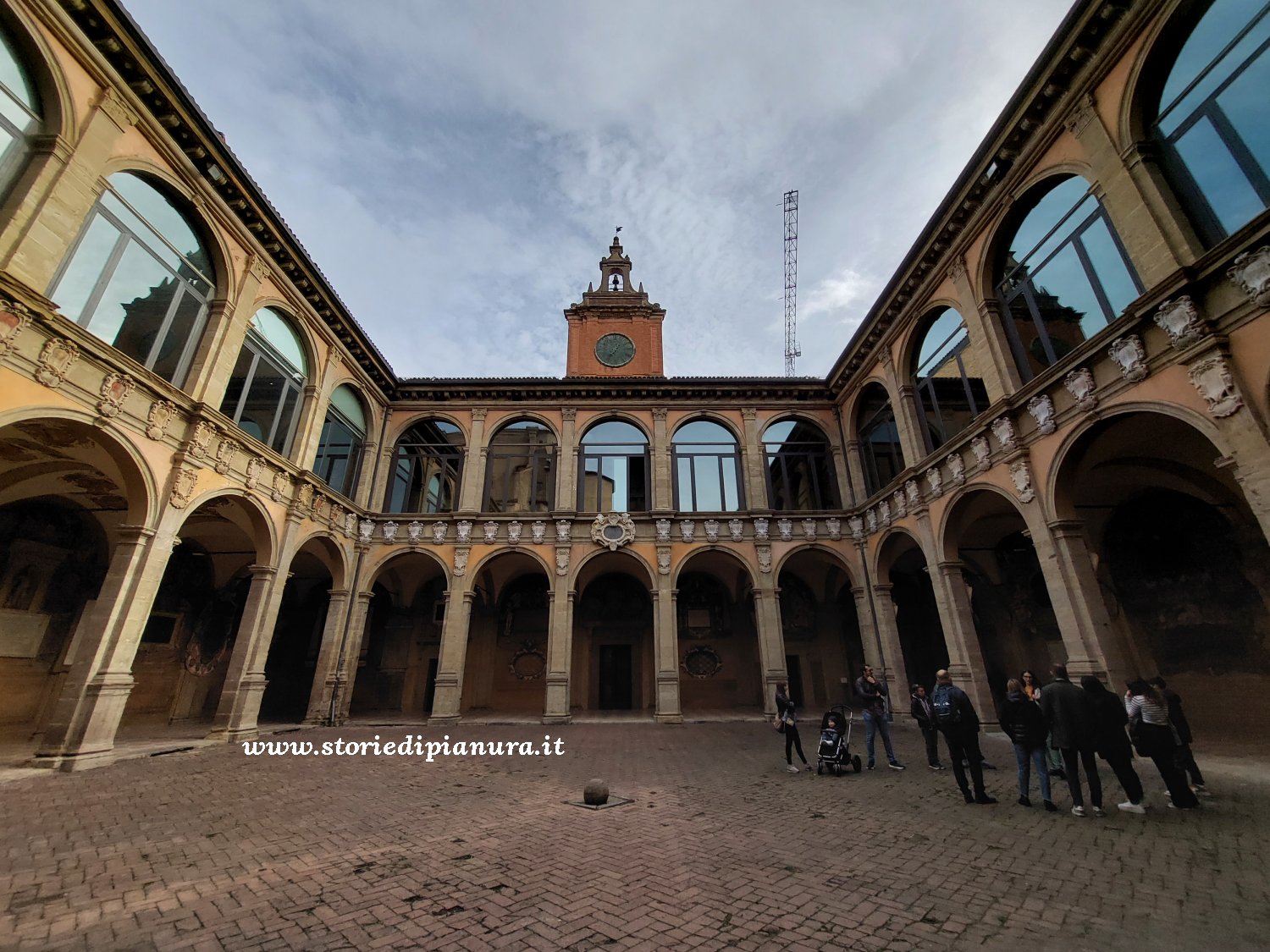 Archiginnasio, Bologna