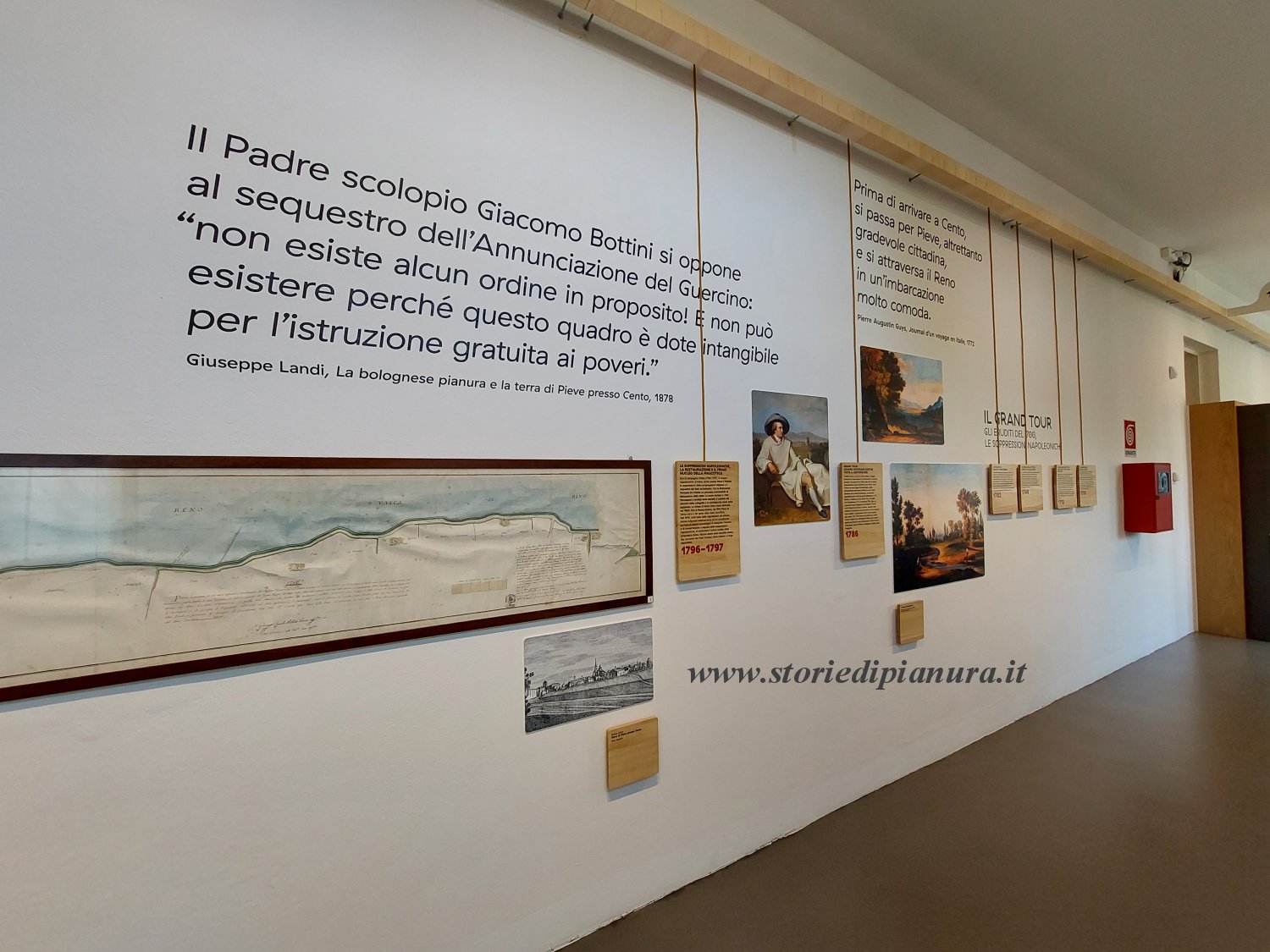 Pinacoteca Le Scuole, corridoio primo piano