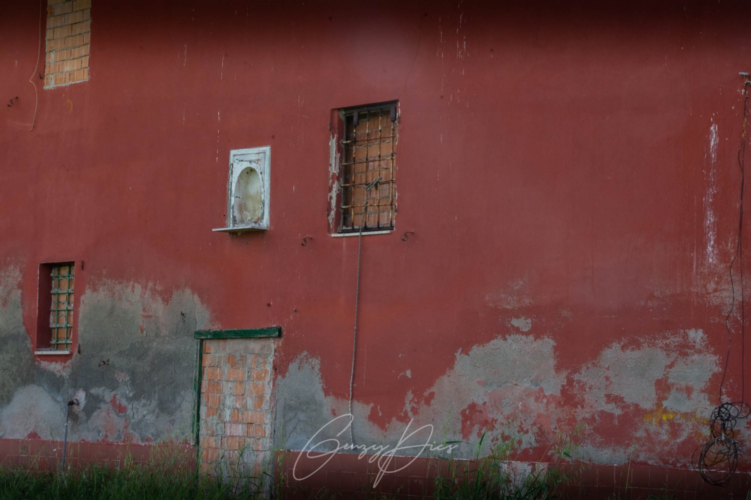 Nicchia per Madonnina