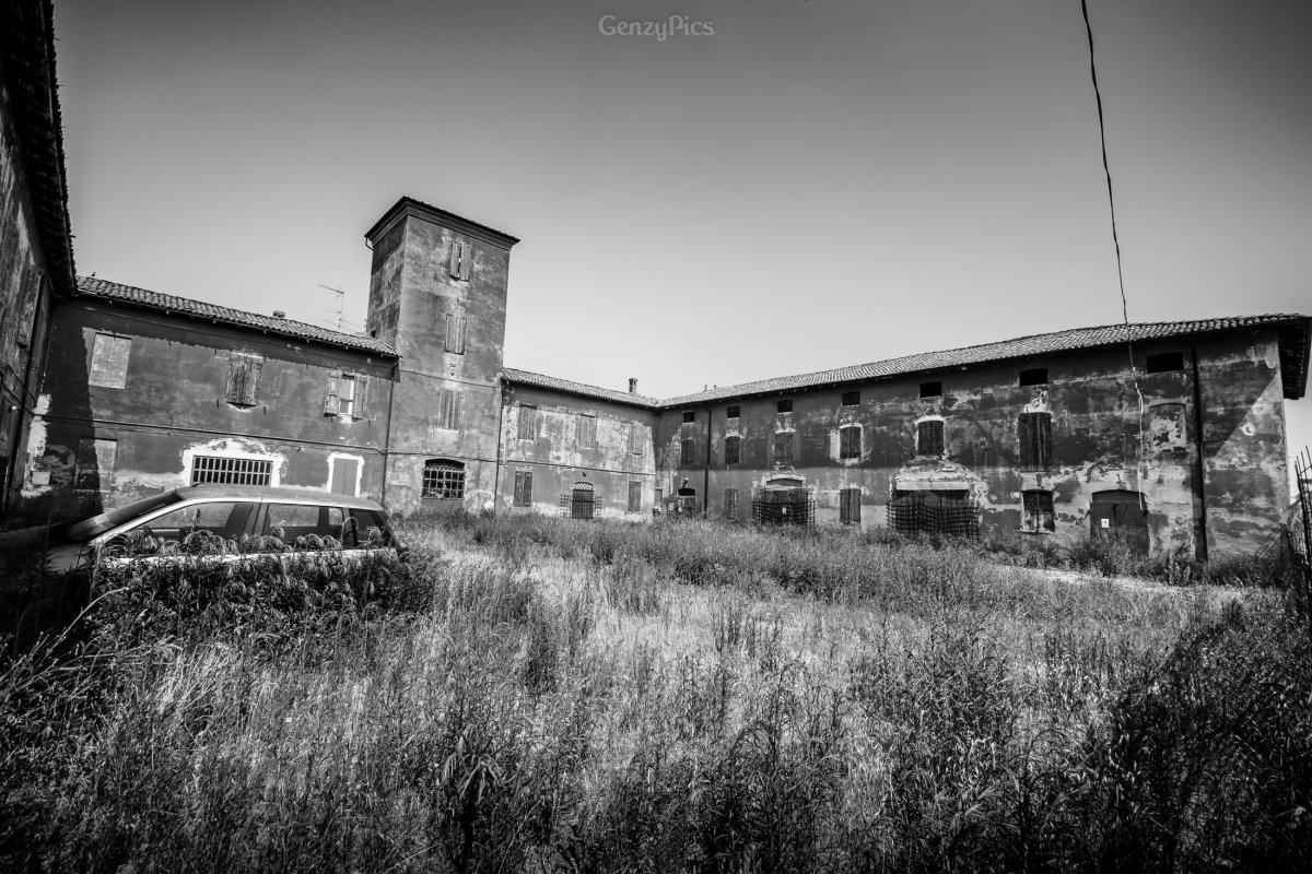 Palazzo Bolognetti o dei Caccialupi a Maccaretolo