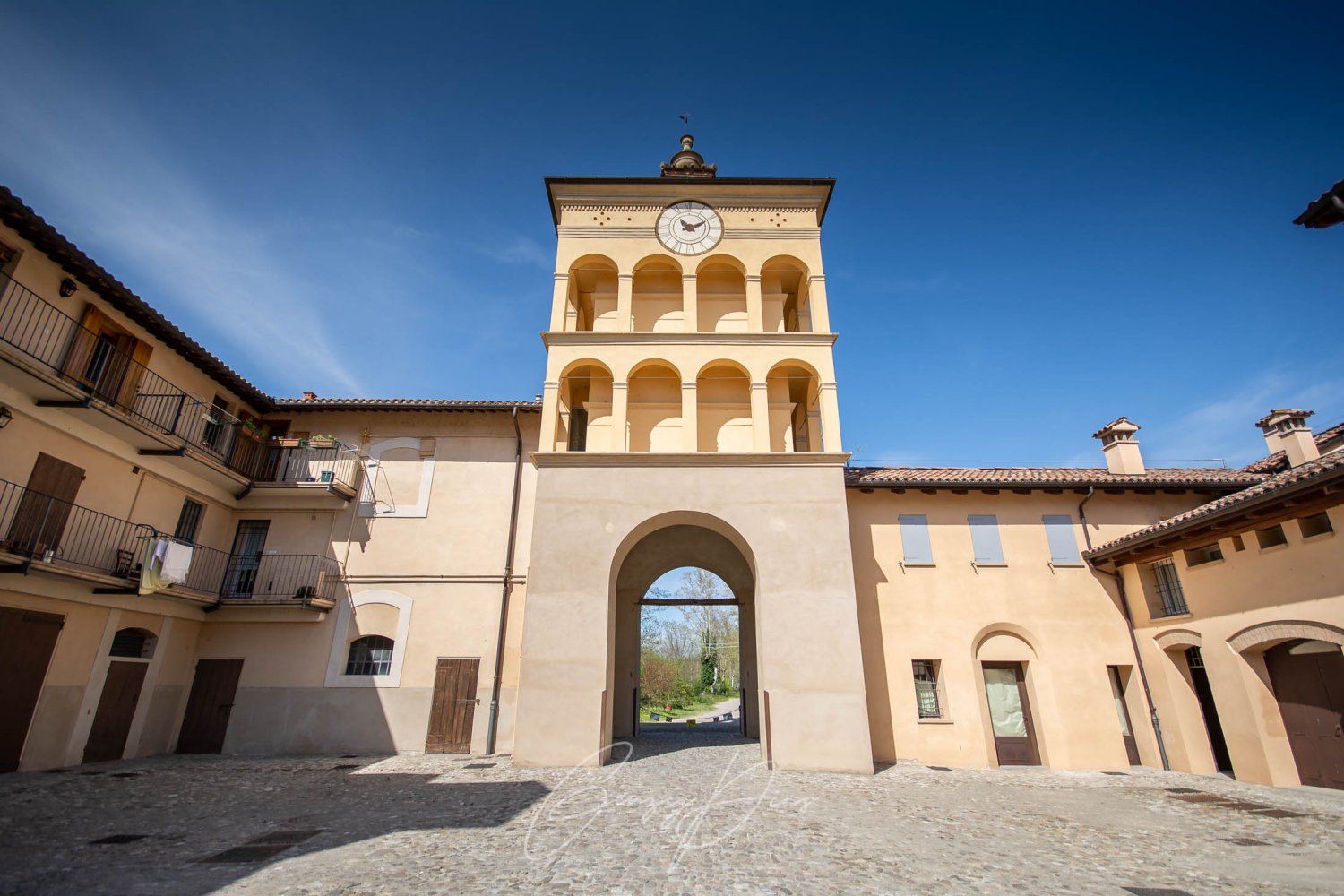 Torre colombaia, Palazzo de Rossi