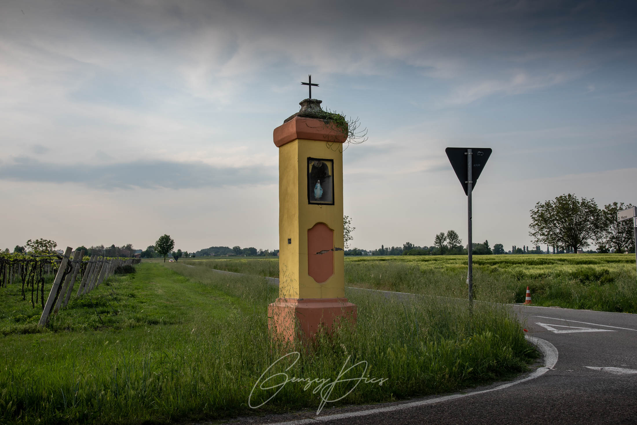 Pilastrino di via Castagnolo