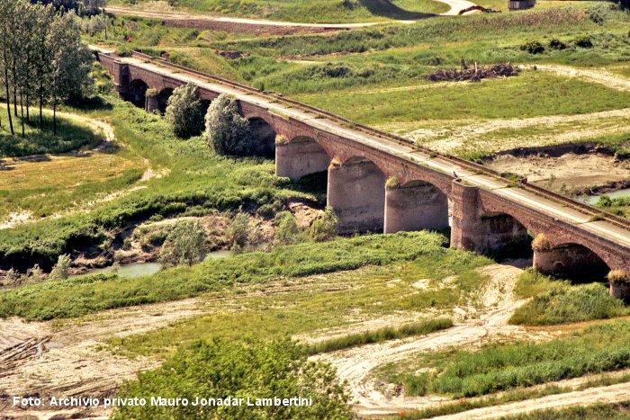 Il vecchio ponte in muratura di Bagno di Piano