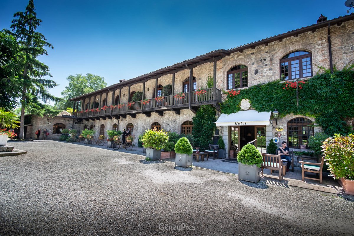 Borgo del Castello di Rivalta, Piacenza