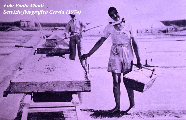 Foto Paolo Monti - servizio fotografico Cervia (1974)