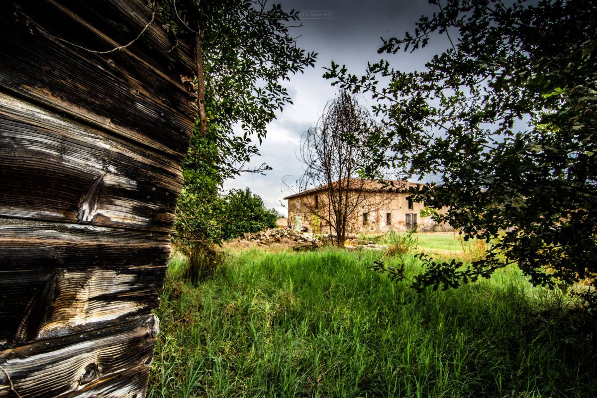 Il complesso abbandonato di Torre Spada a Cento