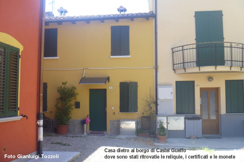 Casa dietro al borgo di Castel Guelfo dove sono stati ritrovati i reperti